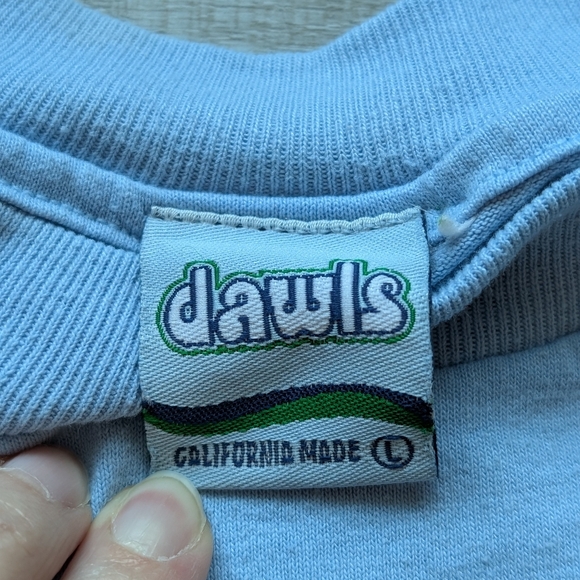 Vintage Y2K DAWLS Rainbow Graphic Tee - size L - Picture 4 of 6